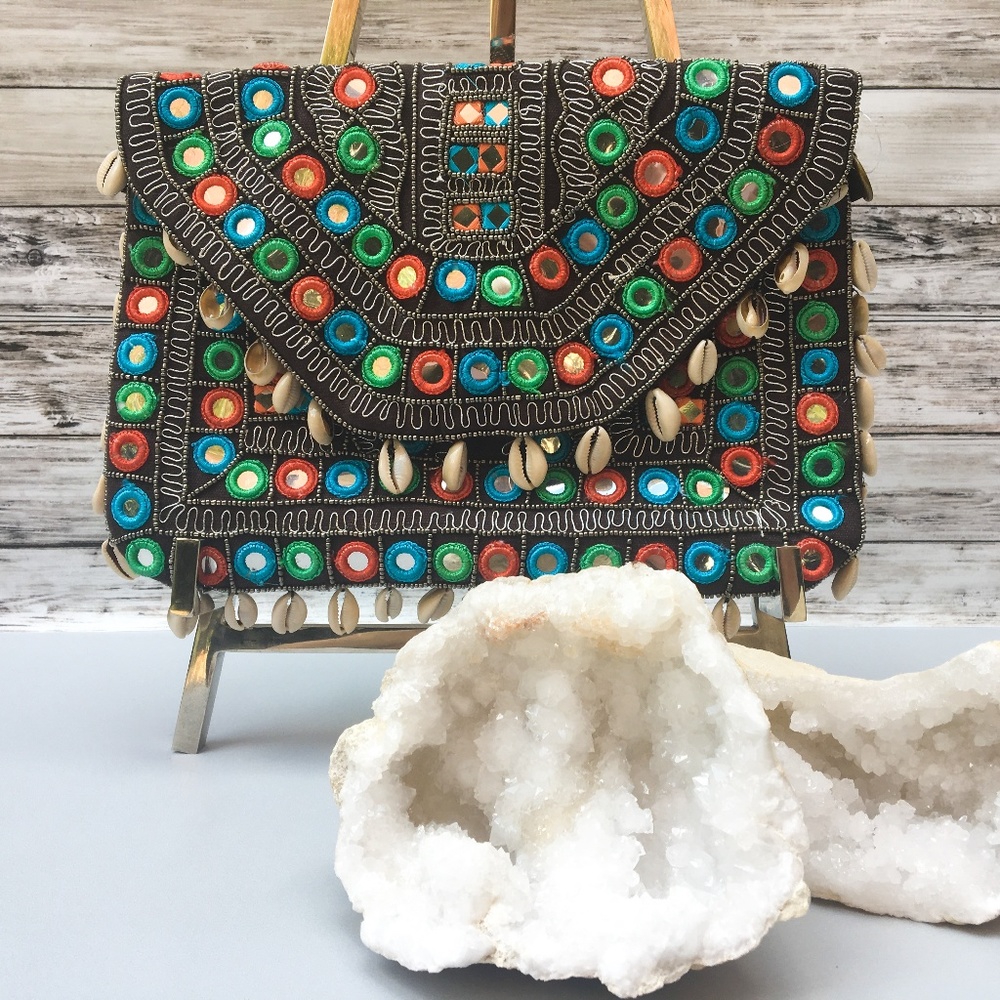 ‘Fall & Love’ 💜 CLUTCH-ESMERALDA
